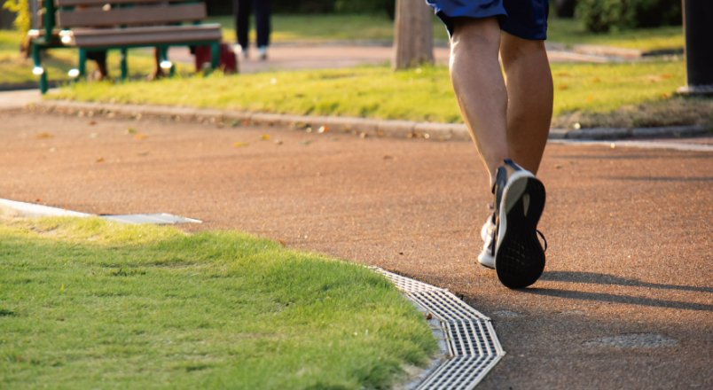 上荒田の杜公園からの鹿児島市電